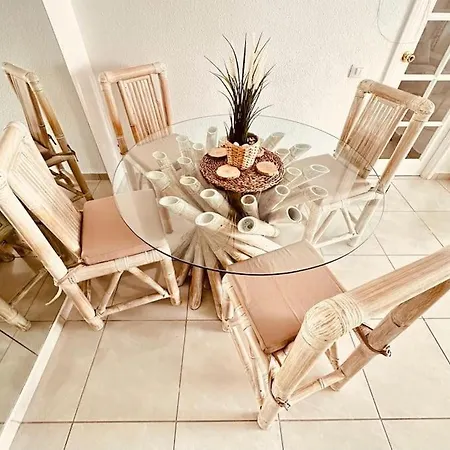 דירה Tropical Lounge, Cristianos, Pool & Sea, Wifi *