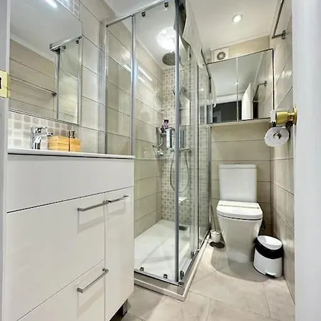 Tropical Lounge, Cristianos, Pool & Sea, Wifi * Los Cristianos (Tenerife)