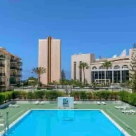 Tropical Lounge, Cristianos, Pool & Sea, Wifi *