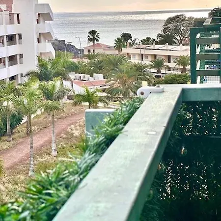 Tropical Lounge, Cristianos, Pool&sea, Wifi * Los Cristianos (Tenerife)