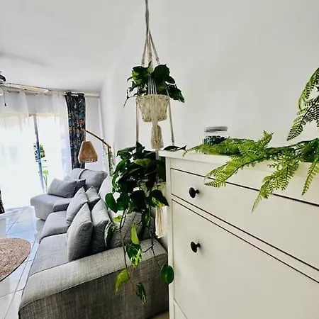 Tropical Lounge, Cristianos, Pool & Sea, Wifi Appartement *