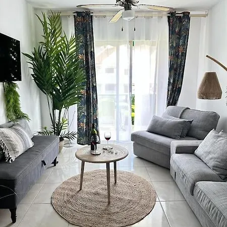 Apartment Tropical Lounge, Cristianos, Pool & Sea, Wifi *