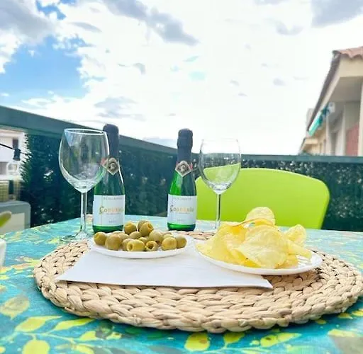Tropical Lounge, Cristianos, Pool & Sea, Wifi לוס כריסטיאנוס